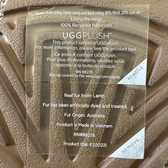 UGG Women's Classic Zip - Picture 13 of 13